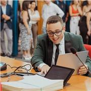 Affronta esami di economia con sicurezza grazie a lezioni mirate